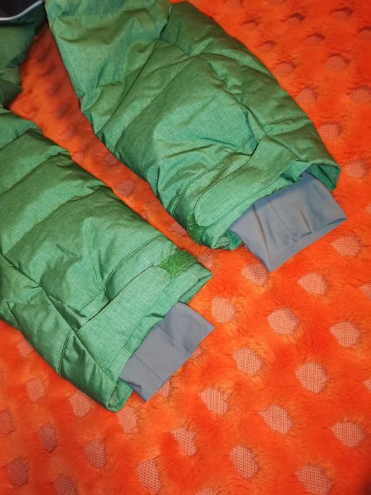 PEAK PERFORMANCE Canyons 
Мъжко пухено яке
размер Л