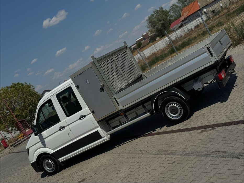 VW Crafter 2.0 TDI 177 cp 2019 7 locuri Euro 6