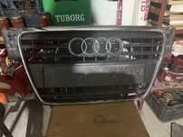 Решетка за audi B8 A4