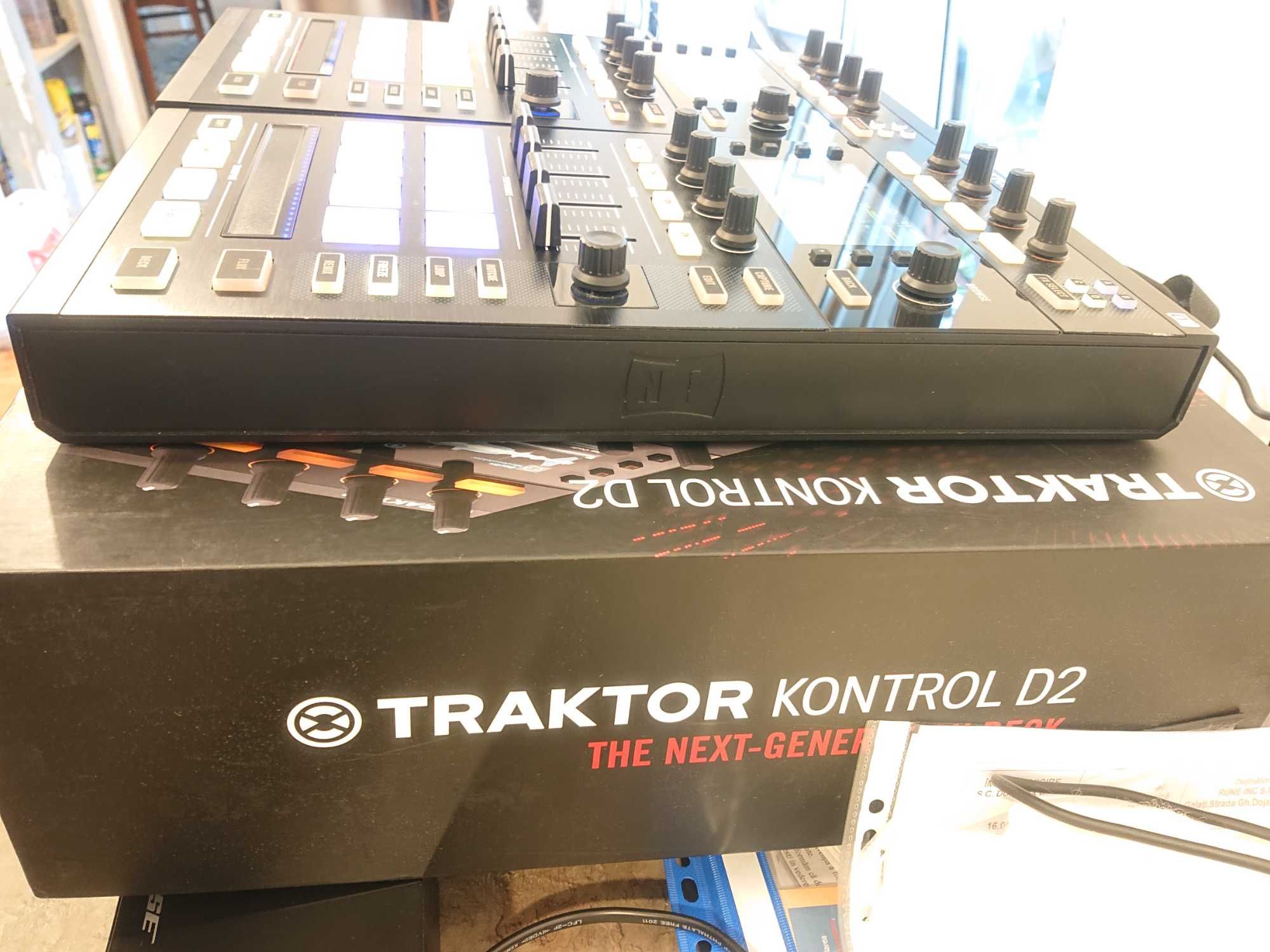 Native Instruments Traktor Kontrol D2 DJ Controller