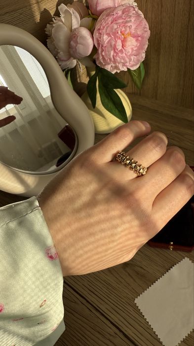 Кольцо clash de Cartier  SMALL MODEL