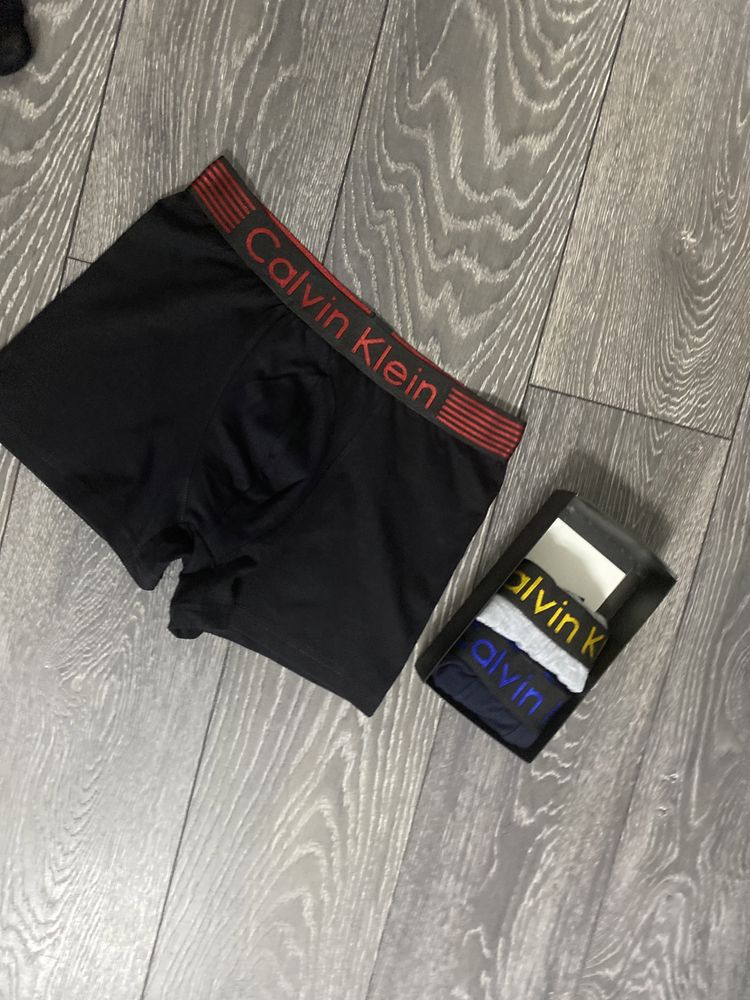 Boxeri calvin 3 la set 85 lei