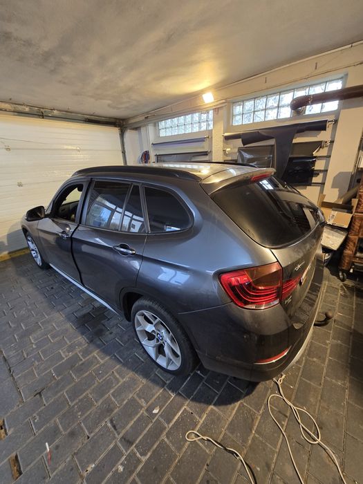 Folie auto Llumar autorizata rar