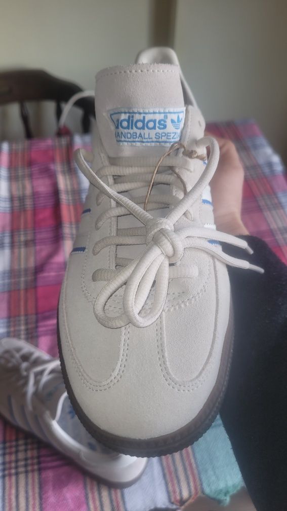 Adidasi Handbal Spezial 100% originali-42-2/3