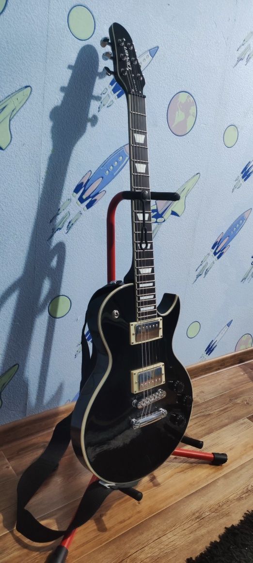 Электрогитара Clevan CPA-80, форма Les Paul