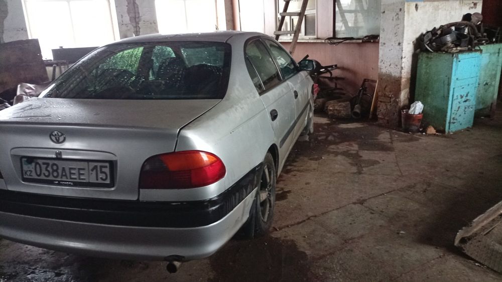 Продам Тойота Авенсис 2003г.в