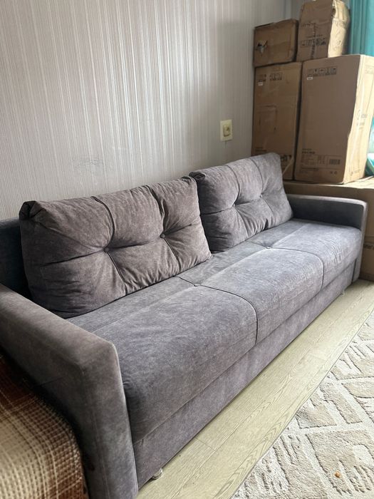Диван в хорошем состоянии