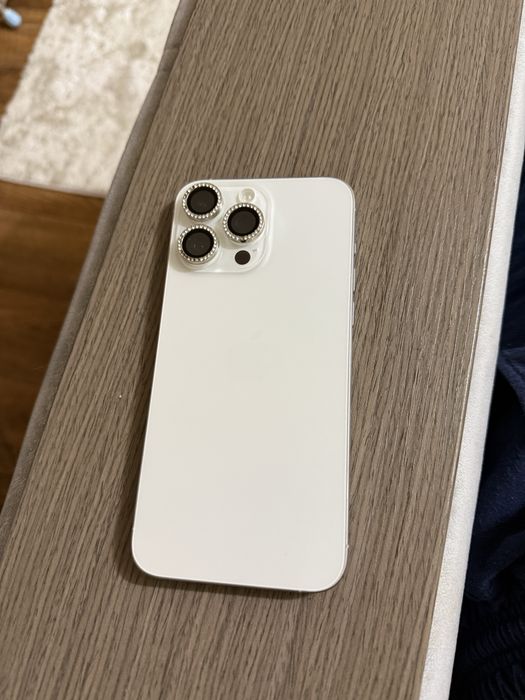 Айфон 15 про мах