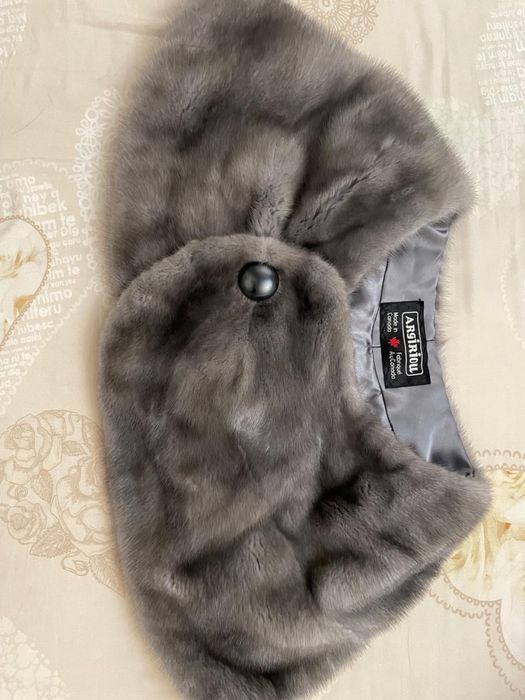 продам красивую меховую накидку