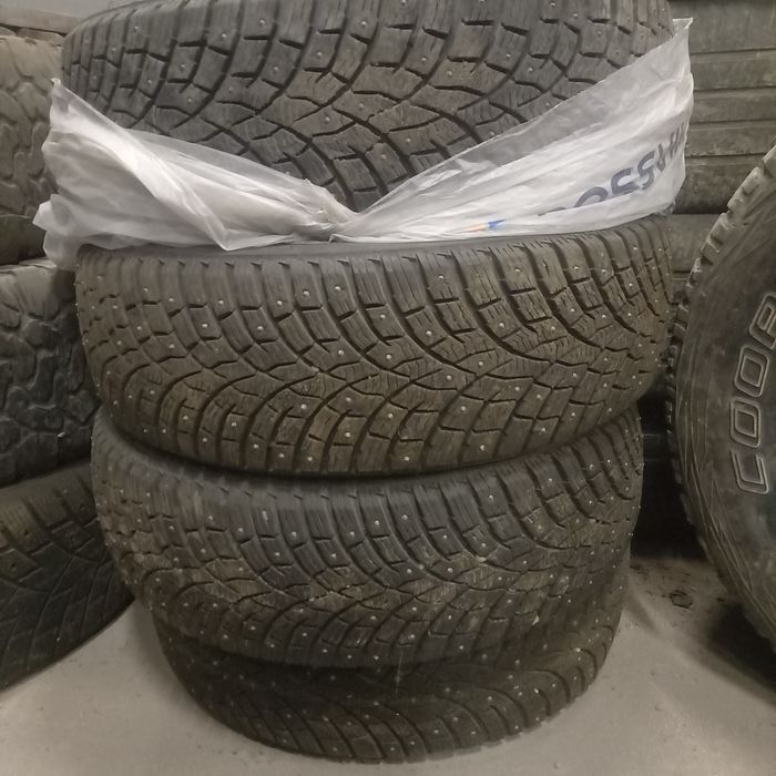 Продам шина 4шт.    205.  16.    60.