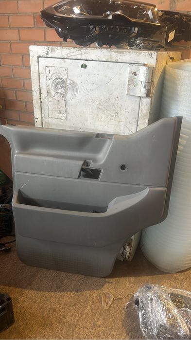 Дверные обшивки на Т4