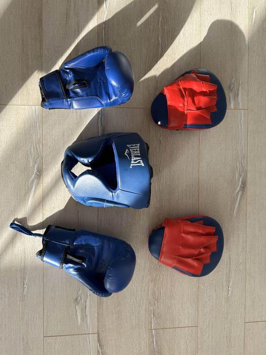 Продам экипировку для бокса