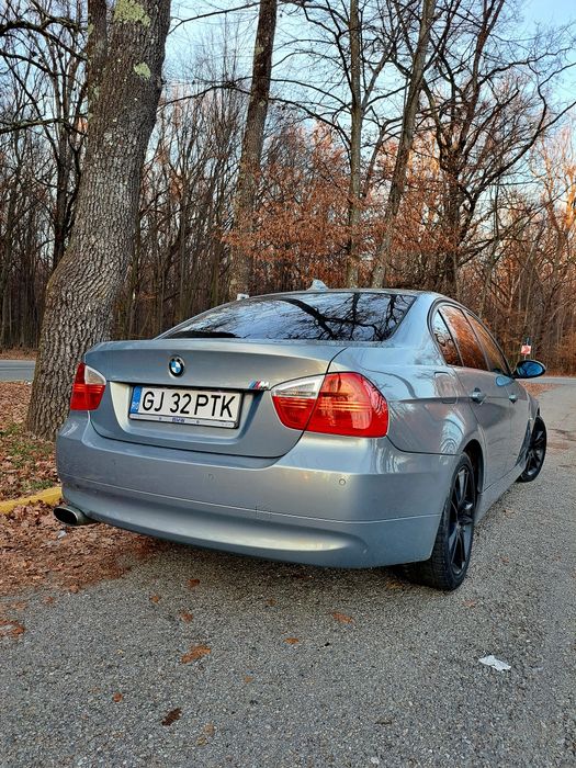 Vând Bmw E90 320 D sau schimb cu Toyota Rav 4
