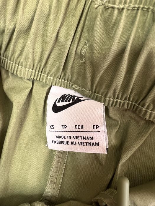 Nike Parachute Joggers