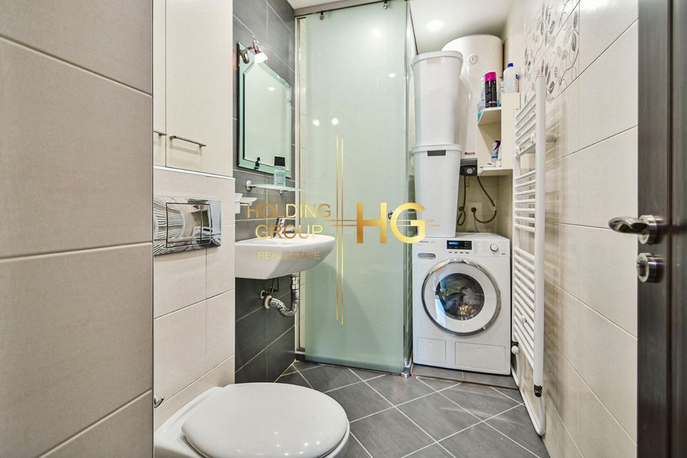 Продава се Тристаен апартамент в Варна, м-т Траката - 108 кв.м за 1973 €/кв.м - Снимка #4