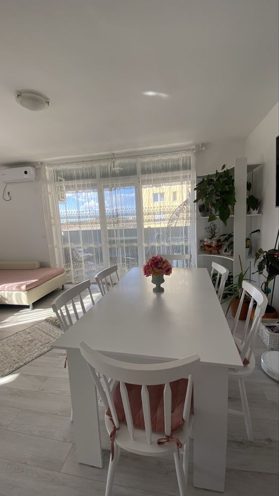 Vand apartament 3 camere, 2 bai