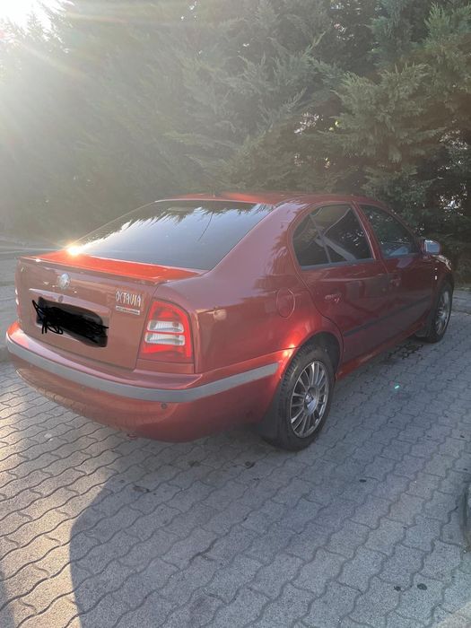 Vând/dezmembrez Skoda Octavia1,4x4,turbo,1,8 benzină, motor stricat