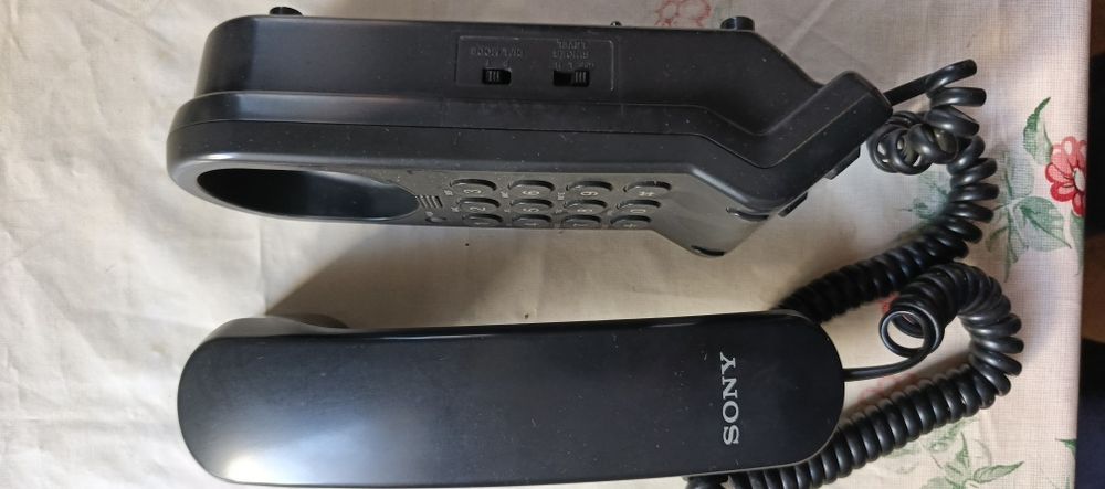 Телефон проводной Sony бывший в употреблении