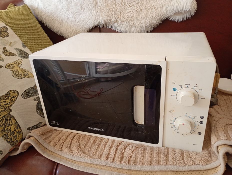 Микровълнова фурна