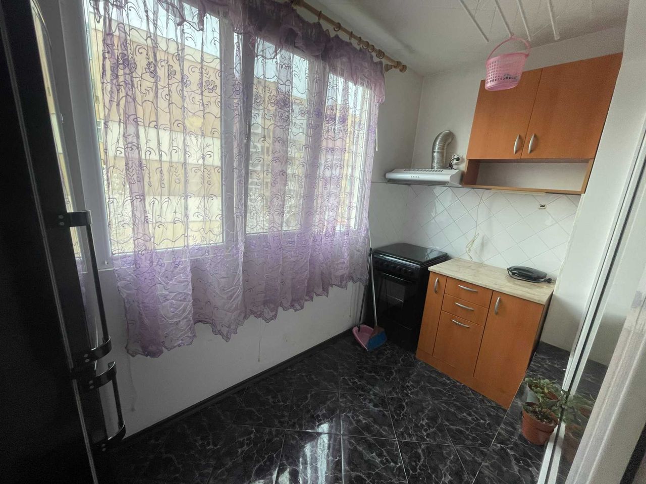 Дава се под наем Двустаен апартамент в Габрово, Беленци - 62 кв.м за 53550 € - Снимка #4