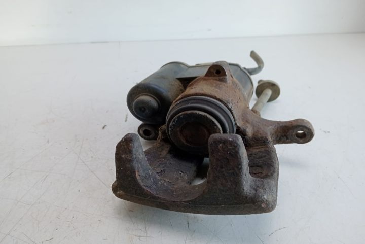 Etrier frana dreapta spate Audi A6 4F/C6