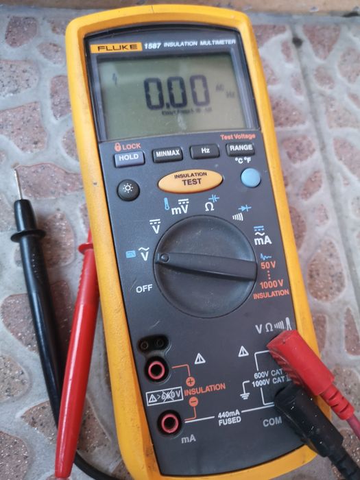 Fluke 1587 Дигитален Тестер Мултицет измерване Изолация Клещи Крипване