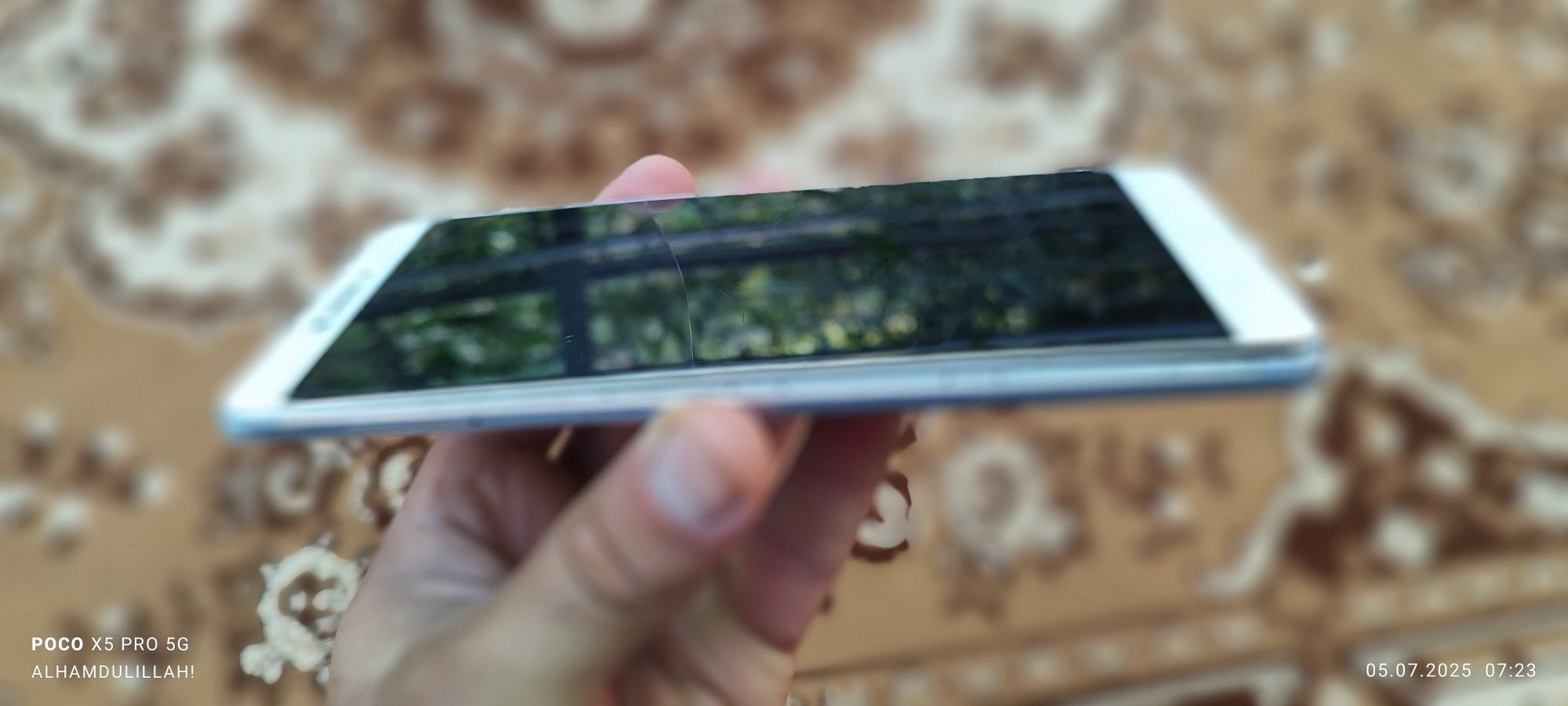 Mi Max 32 gb telefon qurilmasi.