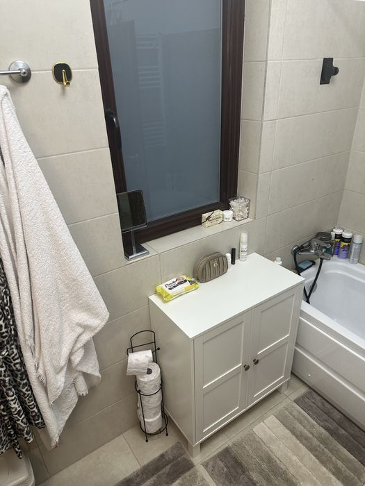 Vand apartament 2 camere