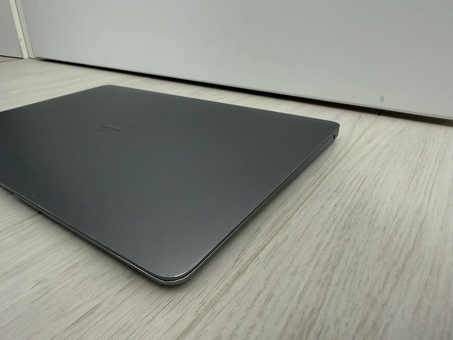 Laptop Apple MacBook Air 13” 2018 I5 1.6Ghz 16Gb 256Gb