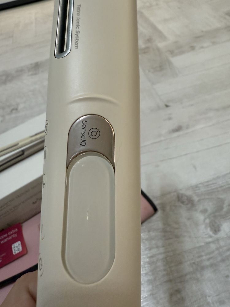 Philips Sense IO series 8000