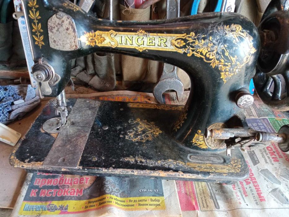 Продам швейную машинку Singer