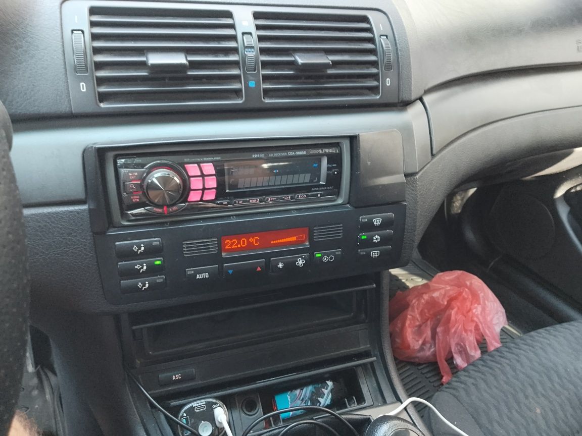 Продавам BMW 318 i
