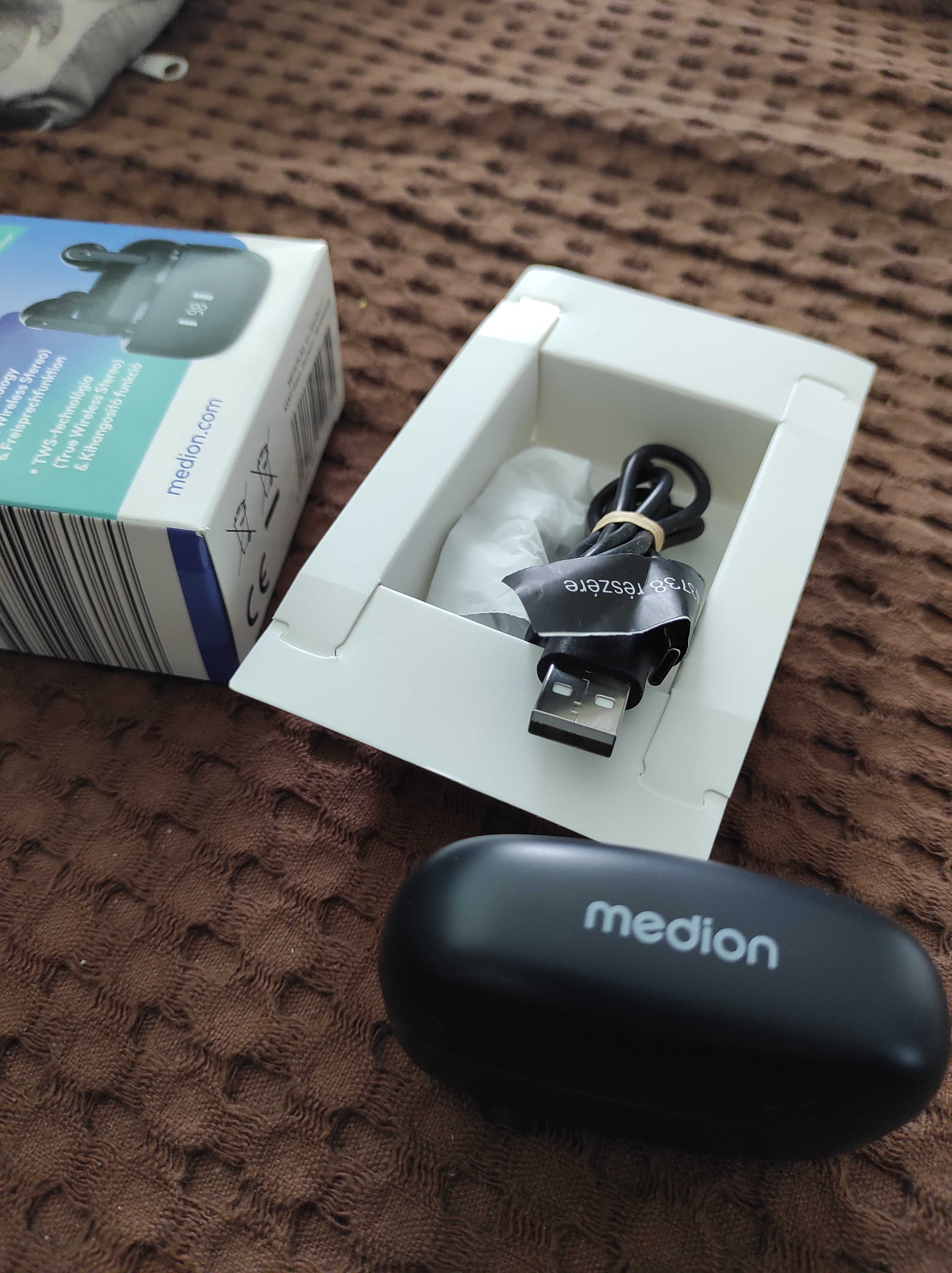 Чисто нови неизползвани слушалки Medion от Германия