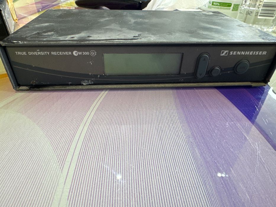 Sennheiser EW300 G2 True Diversity Receiver – sistem profesional UHF