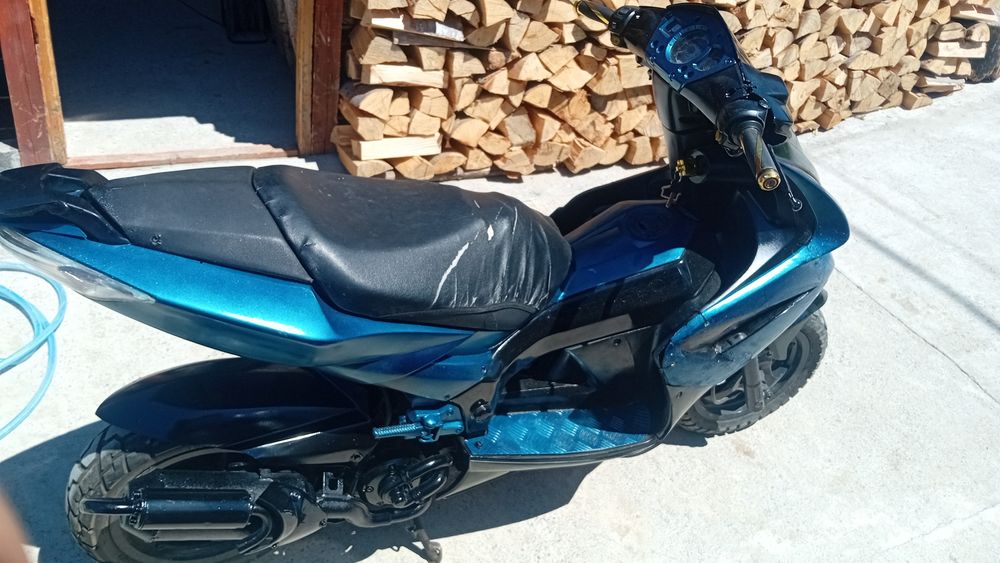 Vând peugeot jet force 50cc
