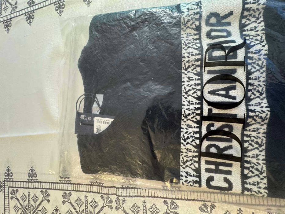 Christian Dior-Чисто нова автентична мъжка тениска M номер