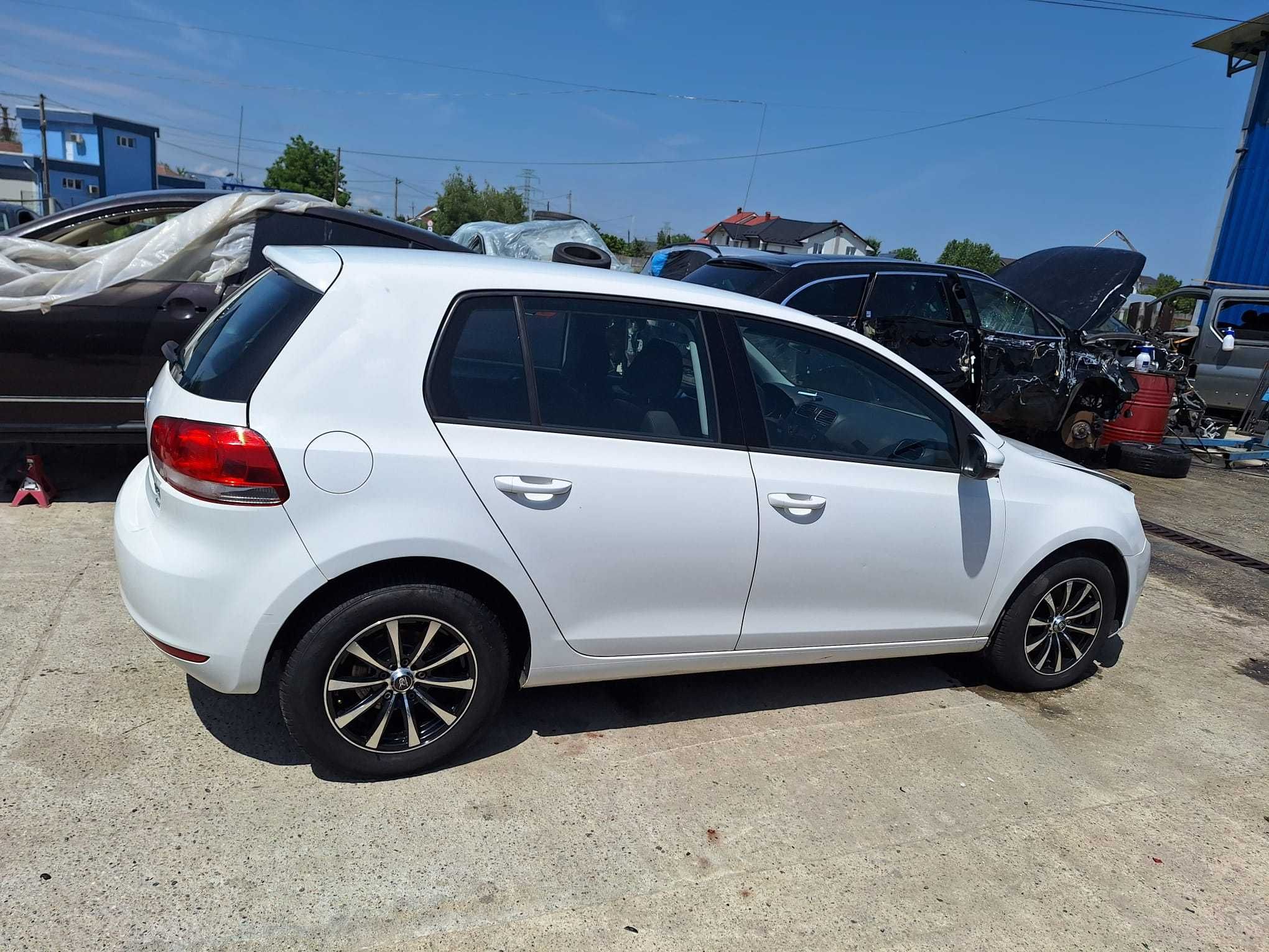 Dezmembrez VW Golf VI 1.2 TSI CBZB 105 cai Cutie Manuala 6 trepte