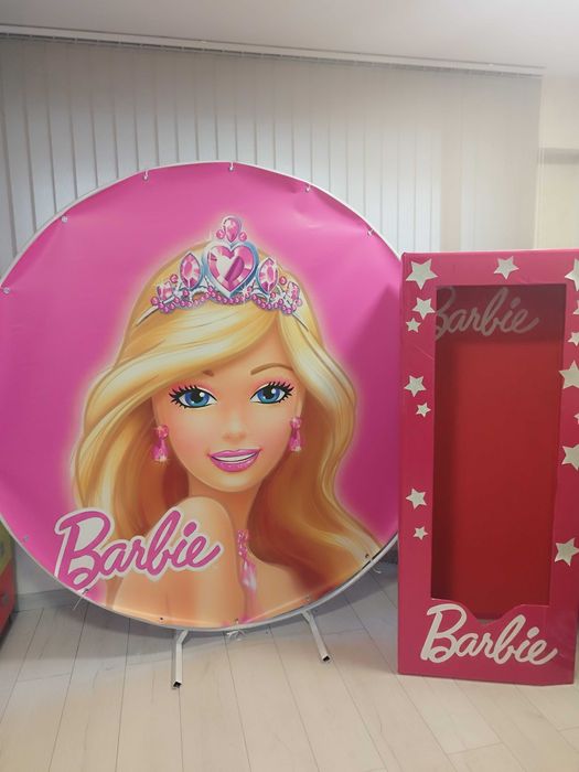 Украса Барби под наем