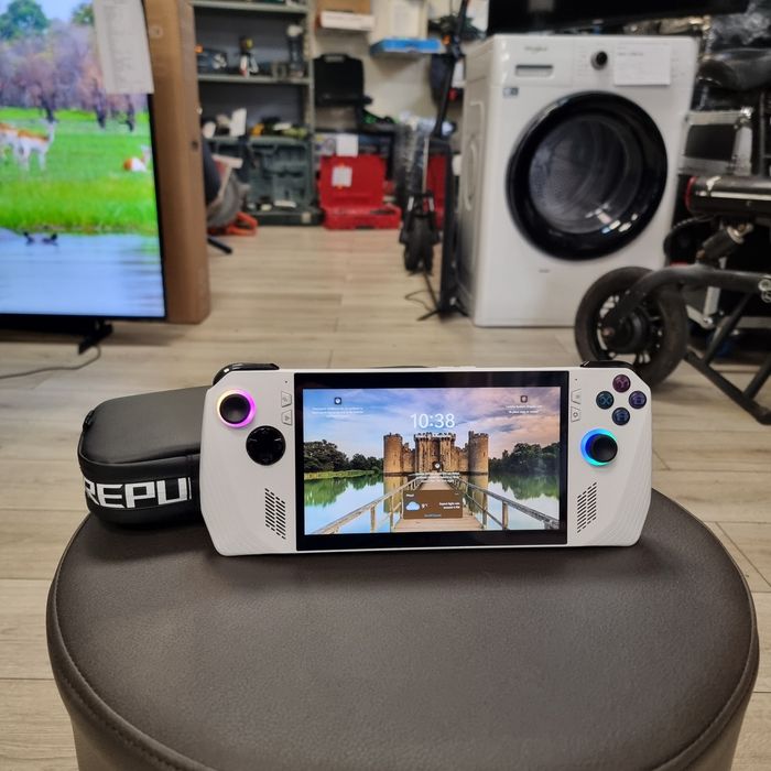 Amanet F28: Consola Asus Rog ALLY ( 2023 )