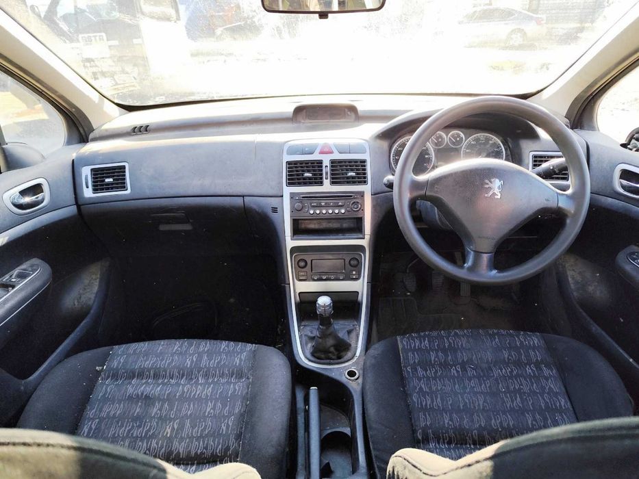 Peugeot 307 1.4 - 75к.с - 2005г. на части