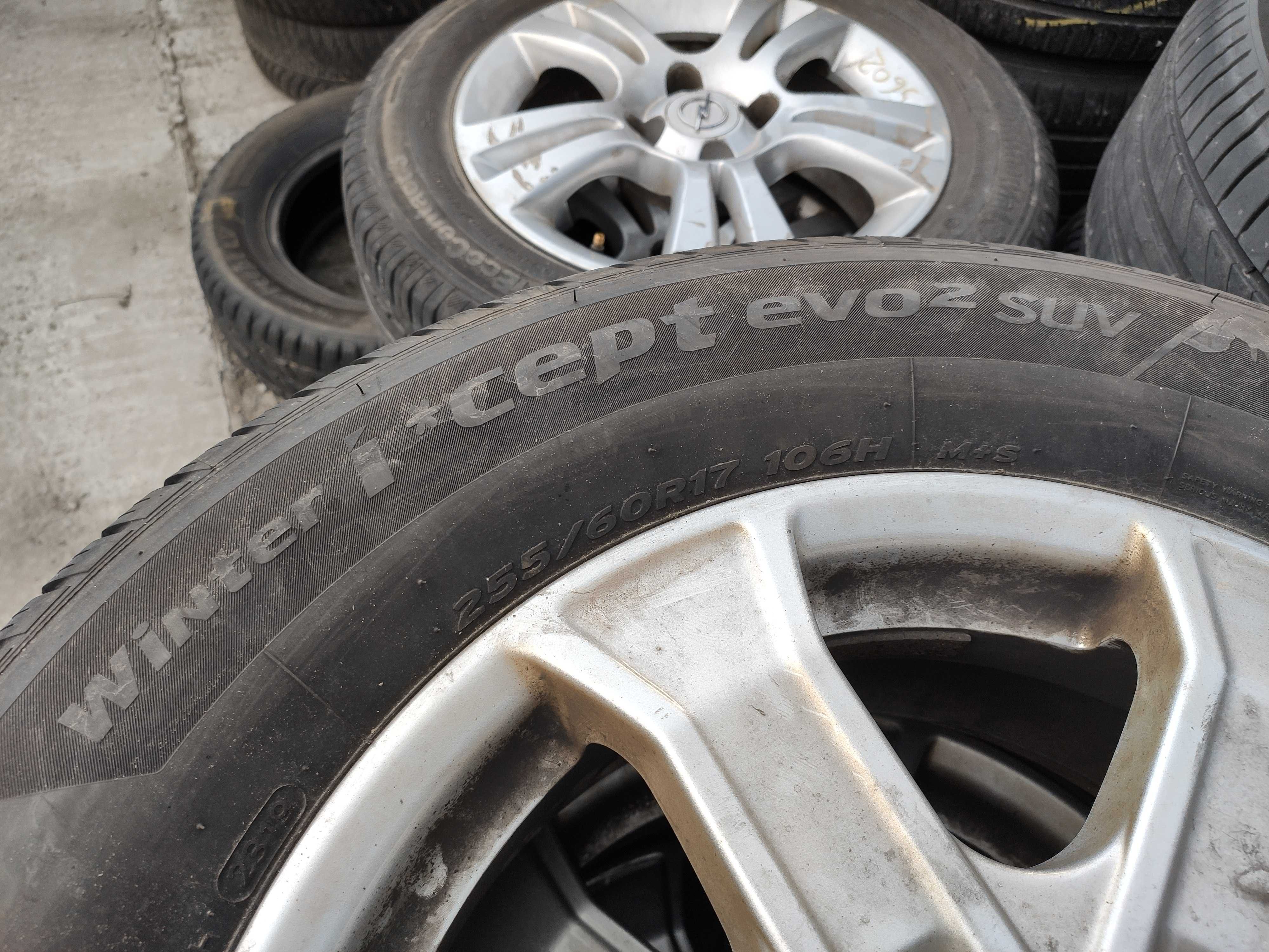 4бр Зимни гуми 255 60 17 - Hankook
