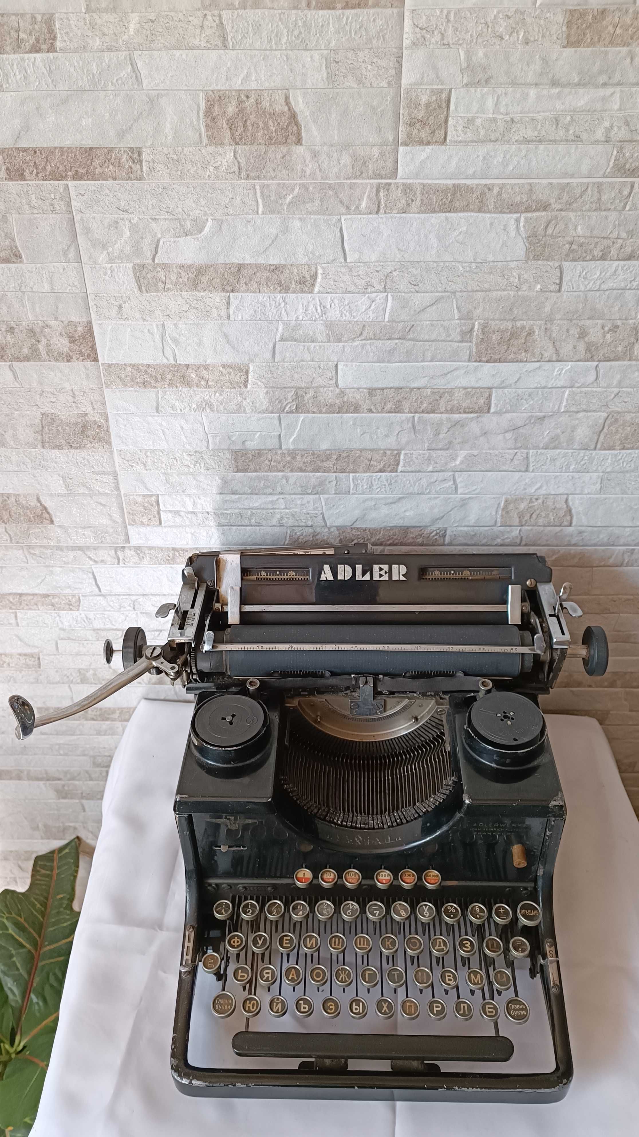 Стара пишеща машина Adler STANDART - Made in Germany - 1938 година