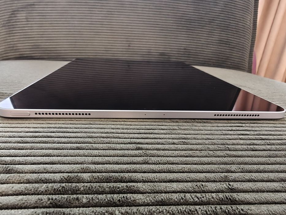 Apple iPad Pro 12.9 inch (3rd generation)