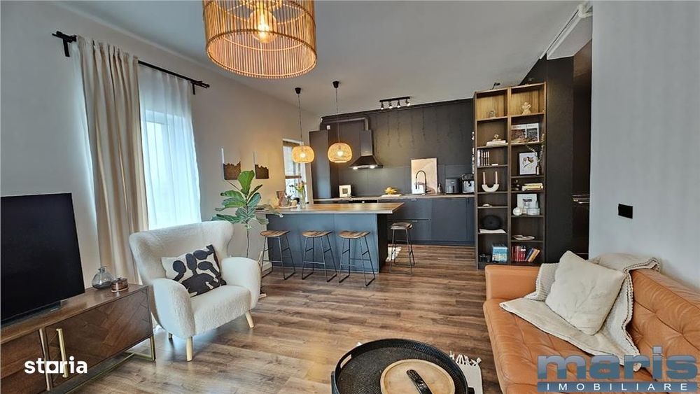 Apartament 3 camere - penthouse pe doua nivele zona Unirii bloc nou!