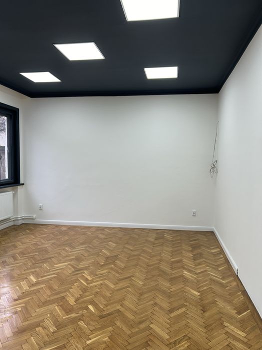 Raschetat ,Insertizat , lăcuit si montaj parchet masiv si stratificat