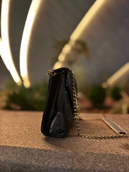 Geanta Saint Laurent (YSL) Model: LouLou Neagra NOUA VAND URGENT!