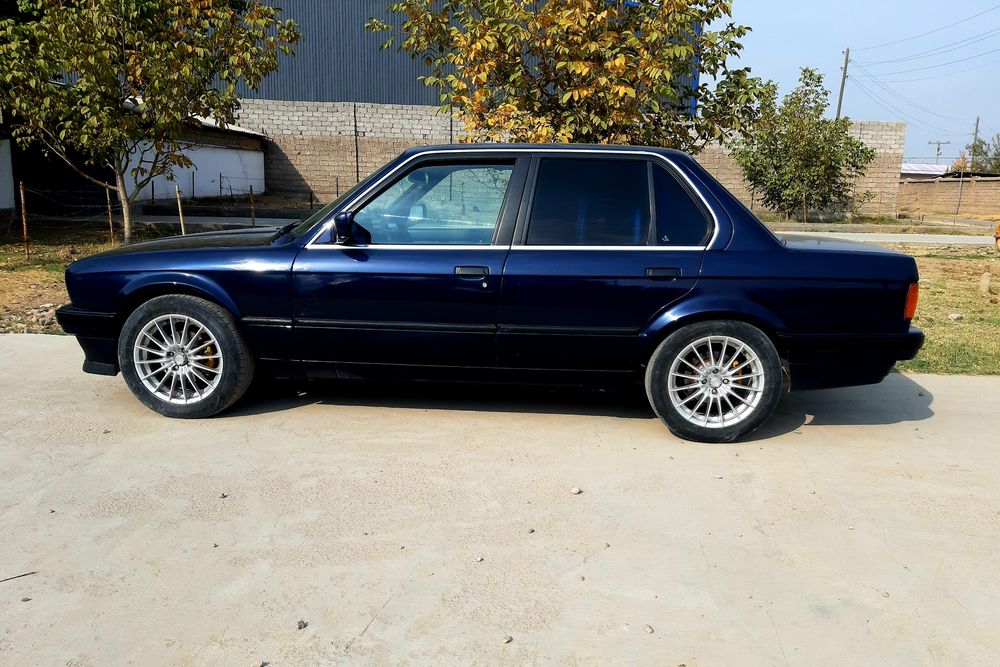 BMW E30 1988 res m50