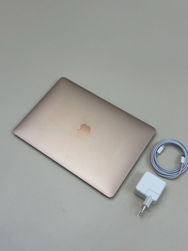 Продам MacBook Air 13 2020 M1 процессор макбук аир ноутбук М1