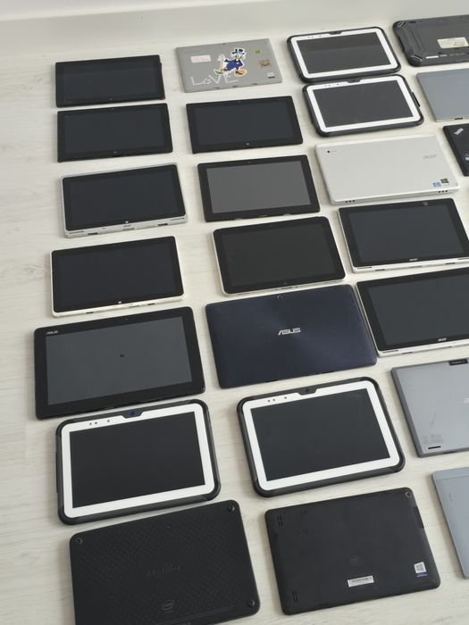 Tablete en-gros pentru piese, complete, fără ecrane sparte