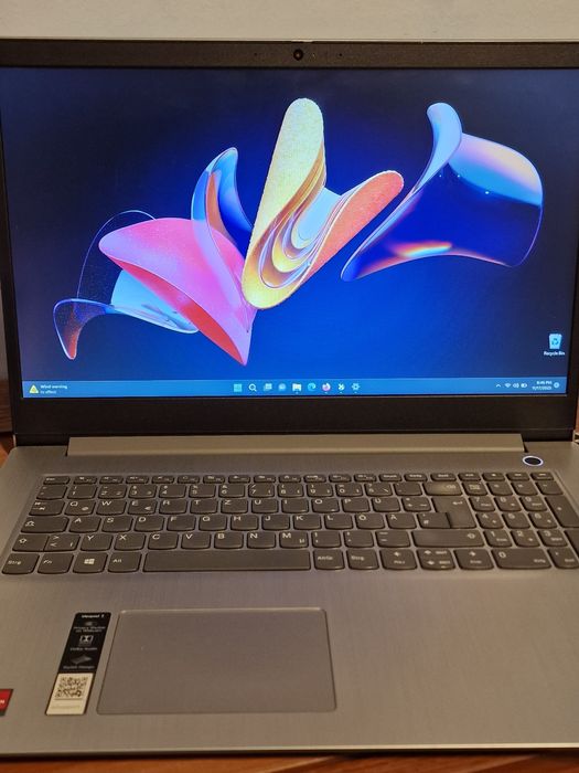 Laptop Lenovo Ryzen 5 Ideapad 3